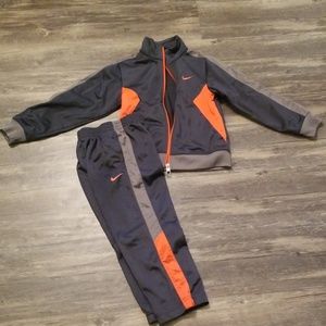Nike suit